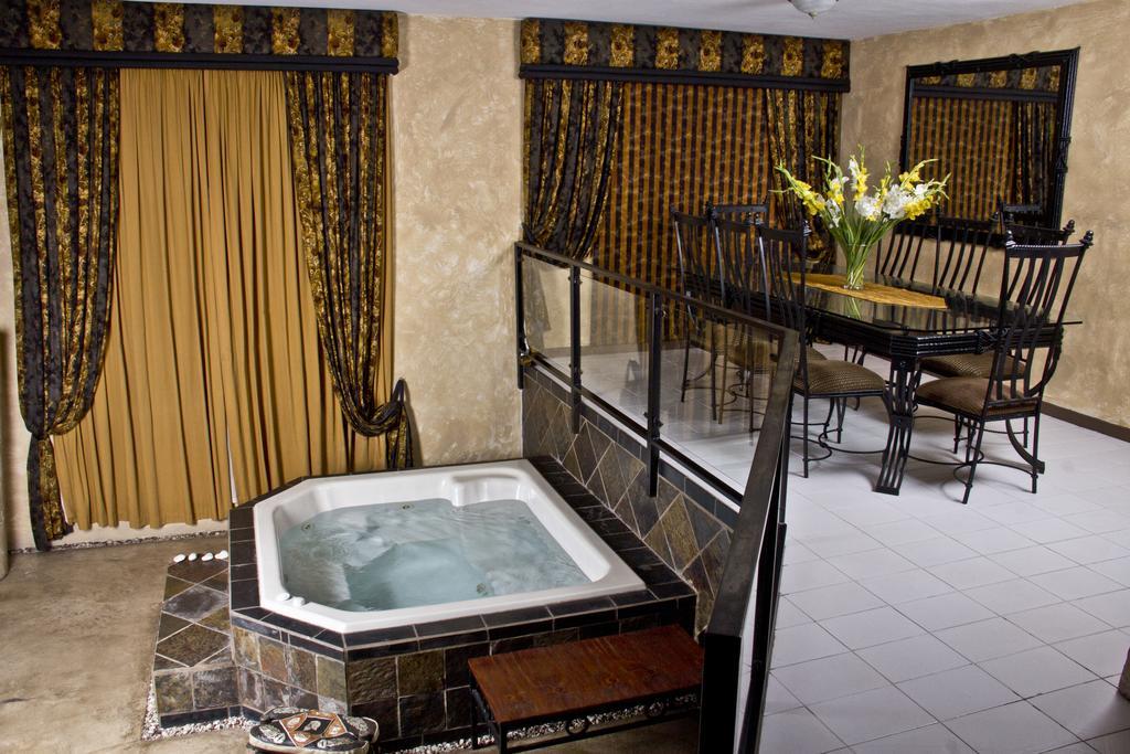Fa'Trez Guest House & Spa بريتوريا المظهر الخارجي الصورة